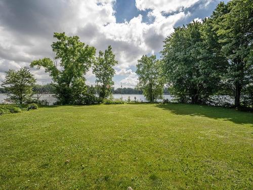 Vue sur l'eau - 8 Rue De Coulomb, Saint-Jean-Sur-Richelieu, QC - Outdoor With View