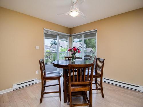 307-5625 Edgewater Lane, Nanaimo, BC - Indoor Photo Showing Dining Room