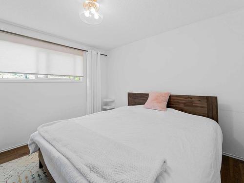 445 Dufferin Terrace, Kamloops, BC - Indoor Photo Showing Bedroom