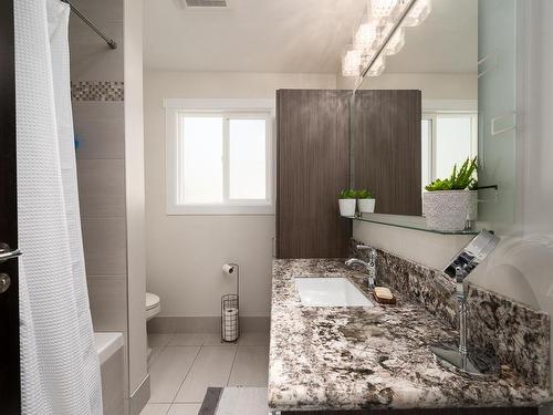 428 Mallard Road, Kamloops, BC - Indoor Photo Showing Bathroom