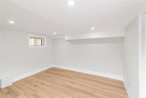 284 Grosvenor Avenue N, Hamilton, ON - Indoor Photo Showing Other Room