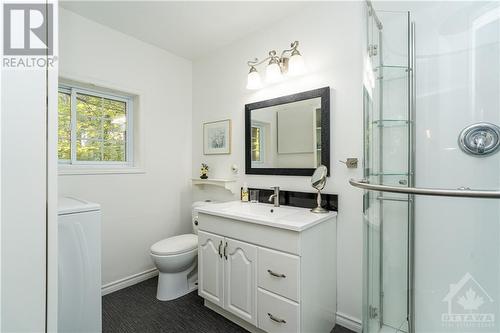 342 Mcanulty Road Unit#A,C, Deep River, ON - Indoor Photo Showing Bathroom