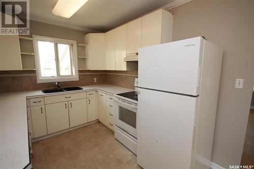1432-1442 110Th Street, North Battleford, SK - Indoor Photo Showing Kitchen With Double Sink