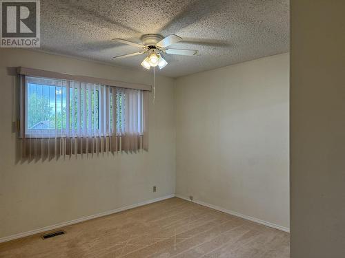 11 Baker Road, Mackenzie, BC - Indoor Photo Showing Other Room