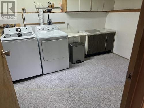 11 Baker Road, Mackenzie, BC - Indoor Photo Showing Laundry Room