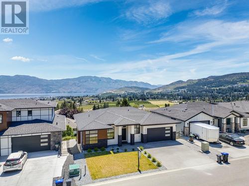 2811 Copper Ridge Drive, West Kelowna, BC - Outdoor