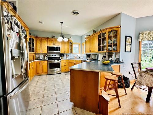 15 & 17 Macdonald Road, Upper Woodstock, NB - Indoor Photo Showing Kitchen