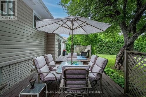 5182 Pinedale Avenue, Burlington, ON - Outdoor With Deck Patio Veranda With Exterior
