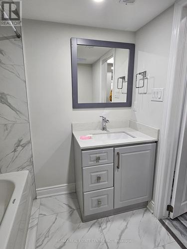 75 Connolly Crescent, Brampton, ON - Indoor Photo Showing Bathroom