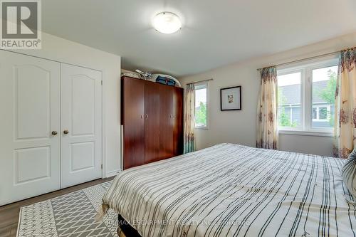 969 Reimer Common, Burlington, ON - Indoor Photo Showing Bedroom