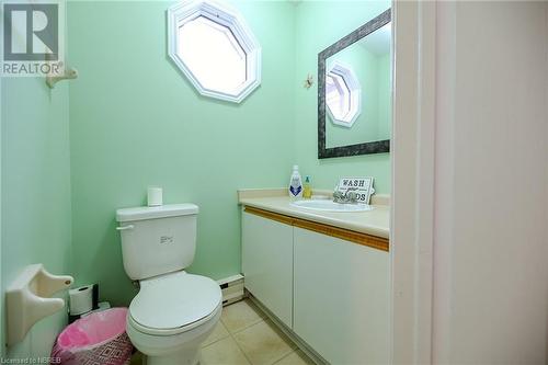 348 Champlain Street, North Bay, ON - Indoor Photo Showing Bathroom