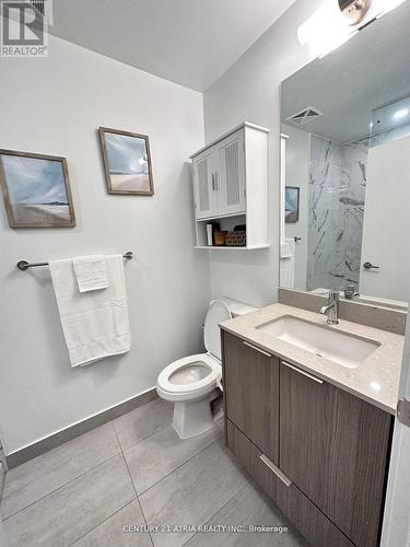 3107 - 32 Forest Manor Road, Toronto, ON - Indoor Photo Showing Bathroom