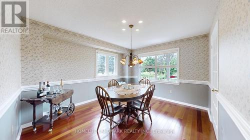 522 Cam Fella Boulevard, Whitchurch-Stouffville (Stouffville), ON - Indoor Photo Showing Dining Room