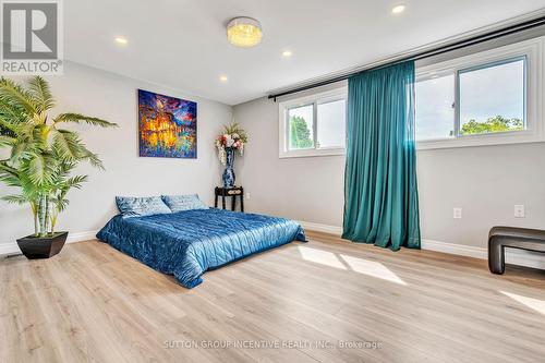 24 Argyle Road, Barrie, ON - Indoor Photo Showing Bedroom