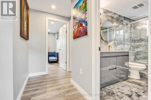 24 Argyle Road, Barrie, ON - Indoor Photo Showing Bathroom