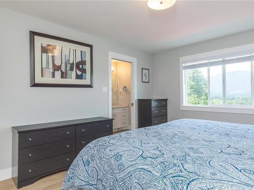 4469 Wellington Rd, Nanaimo, BC - Indoor Photo Showing Bedroom