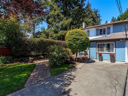 2772 Kingswood Rd, Langford, BC - Outdoor