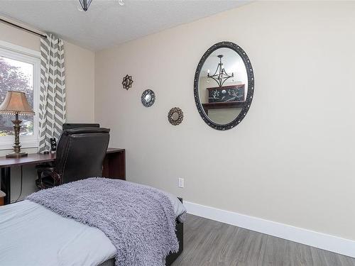 2772 Kingswood Rd, Langford, BC - Indoor Photo Showing Bedroom