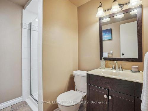 20 Stanmary Dr, St. Catharines, ON - Indoor Photo Showing Bathroom