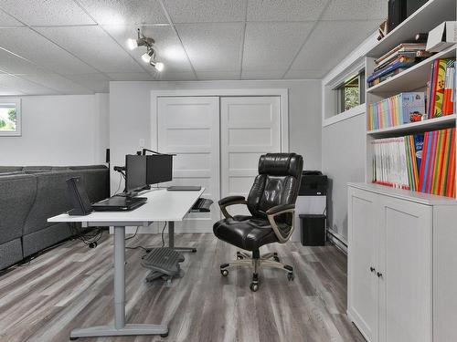 Bureau - 338 Rue De Froment, Saint-Jean-Sur-Richelieu, QC 