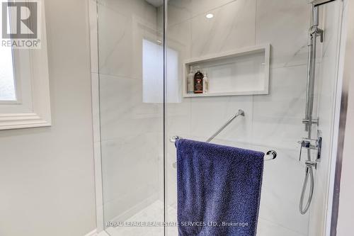 7255 Bendigo Circle, Mississauga, ON - Indoor Photo Showing Bathroom