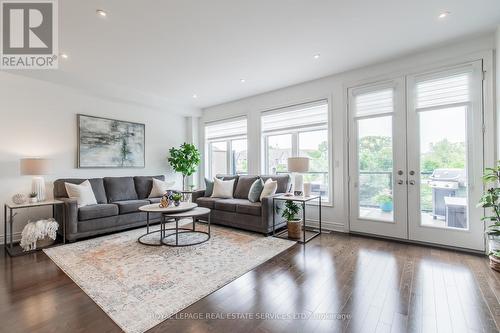 2445 Chateau Common, Oakville, ON - Indoor Photo Showing Living Room