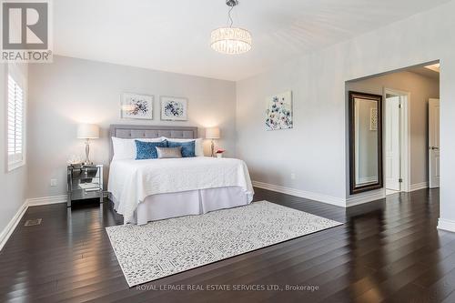 2445 Chateau Common, Oakville, ON - Indoor Photo Showing Bedroom