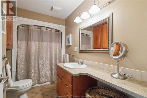 64 Mcsweeney Ave, Moncton, NB - Indoor Photo Showing Bathroom