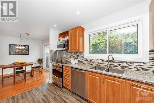 545 Browning Avenue, Ottawa, ON - Indoor Photo Showing Kitchen With Double Sink