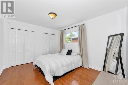 545 Browning Avenue, Ottawa, ON - Indoor Photo Showing Bedroom