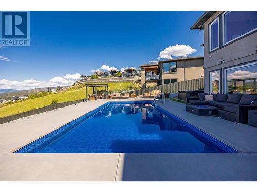 750 Kuipers Crescent, Kelowna, BC - Outdoor With In Ground Pool