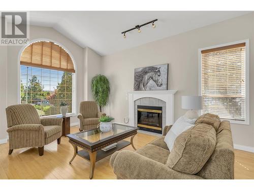 2203 Shannon Woods Place, West Kelowna, BC - Indoor Photo Showing Living Room With Fireplace