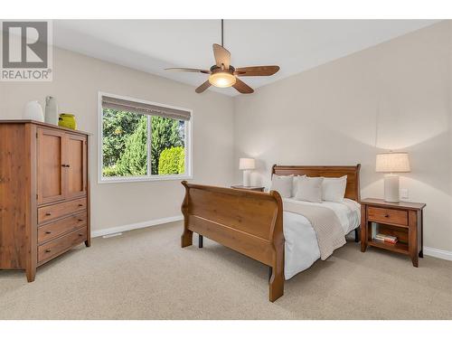 2203 Shannon Woods Place, West Kelowna, BC - Indoor Photo Showing Bedroom