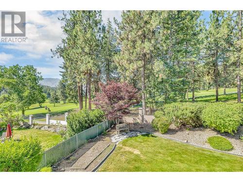 2203 Shannon Woods Place, West Kelowna, BC - Outdoor