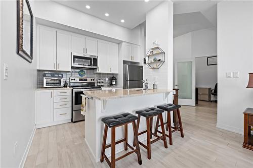 550 North Service Road|Unit #910, Grimsby, ON - Indoor Photo Showing Kitchen With Stainless Steel Kitchen