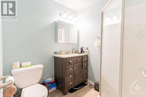 615 Oxford Street, Kemptville, ON - Indoor Photo Showing Bathroom