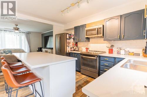 615 Oxford Street, Kemptville, ON - Indoor Photo Showing Kitchen With Double Sink