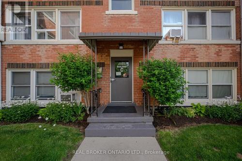 205C - 5 East 36Th Street, Hamilton, ON - Outdoor