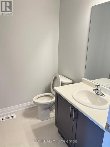 263 Harwood Avenue, Woodstock, ON - Indoor Photo Showing Bathroom