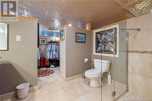 158-162 Charlotte Street, Saint John, NB - Indoor Photo Showing Bathroom