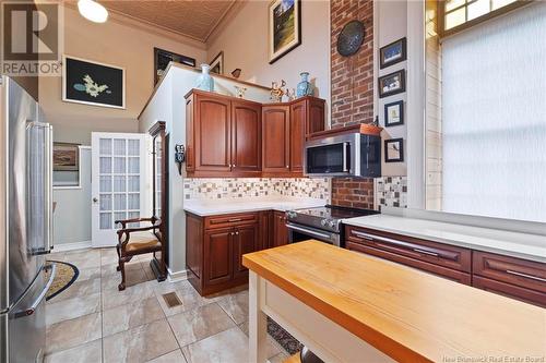 158-162 Charlotte Street, Saint John, NB - Indoor Photo Showing Kitchen