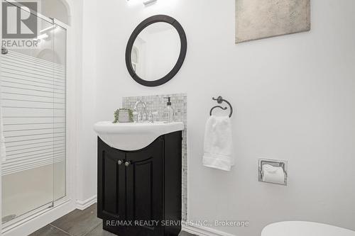 38 Mancroft Crescent, Brampton, ON - Indoor Photo Showing Bathroom