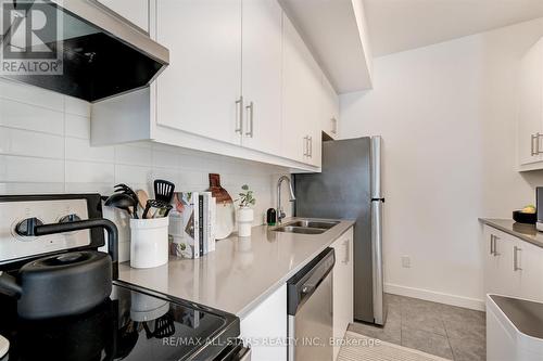 41 - 2059 Weston Road, Toronto, ON - Indoor Photo Showing Kitchen With Stainless Steel Kitchen With Double Sink