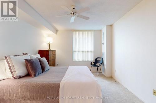 510 - 1535 Lakeshore Road E, Mississauga, ON - Indoor Photo Showing Bedroom