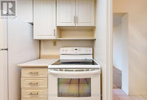510 - 1535 Lakeshore Road E, Mississauga, ON - Indoor Photo Showing Laundry Room