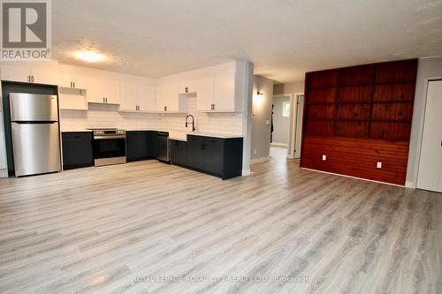 48 Harpur Drive, Northern Bruce Peninsula, ON - Indoor Photo Showing Kitchen