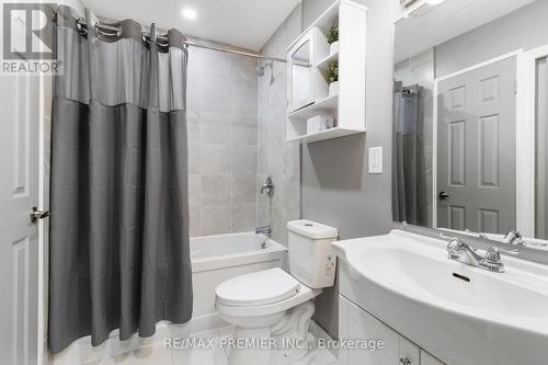 139 - 2095 Roche Court, Mississauga, ON - Indoor Photo Showing Bathroom