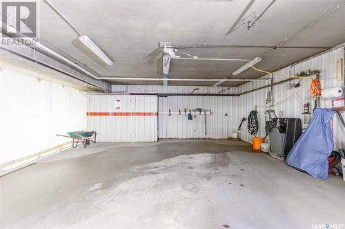 201 910 Heritage View, Saskatoon, SK - Indoor Photo Showing Garage