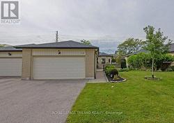 18 - 211 PINE VALLEY DRIVE  London, ON N6J 4W5