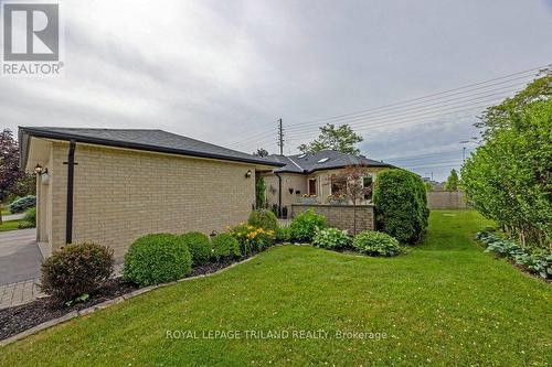 18 - 211 Pine Valley Drive, London, ON - Outdoor
